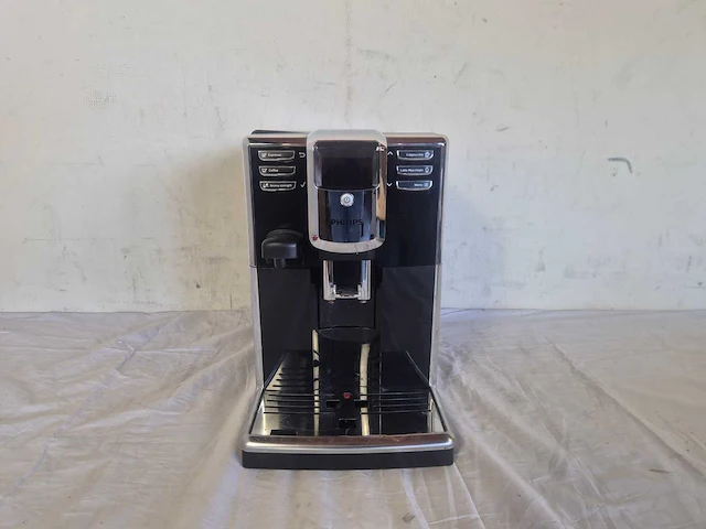 Philips 5000 serie ep5360/10 - espressomachine - zwart - afbeelding 2 van  3