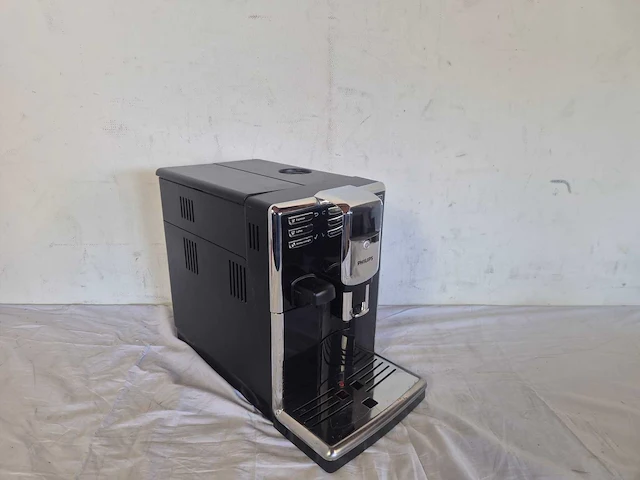Philips 5000 serie ep5360/10 - espressomachine - zwart - afbeelding 3 van  3