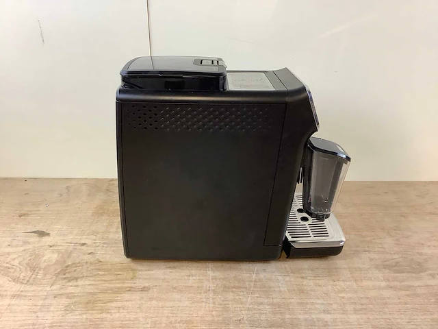 Philips 5500 series volautomatische espressomachine - afbeelding 4 van  7