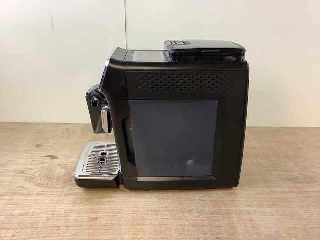 Philips 5500 series volautomatische espressomachine - afbeelding 6 van  7