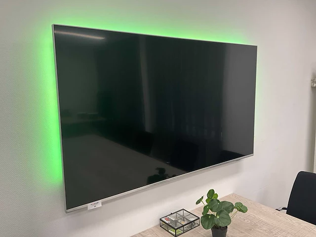 Philips 65pus8536/12 ambilight smart televisie - afbeelding 1 van  6
