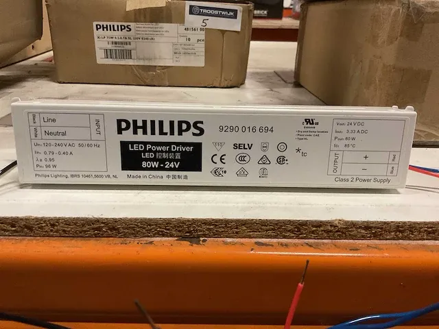 Philips 80w constant voltage 24vdc ip58 voor leds (20x) - afbeelding 4 van  4