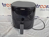 Philips airfryer essential 3000 series - hd9270/96 - 6,2 liter (xl) - heteluchtfriteuse - warmhoudfunctie - 14 in 1 kookfuncties - met spiesjes & grillrooster - afbeelding 2 van  2