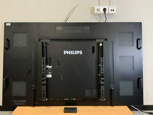 Philips (bdl6520el) 65-inch lcd-monitor van 1920x1080 (fhd) - afbeelding 5 van  6