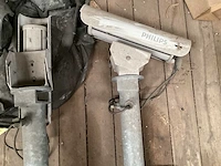 Philips beveilingscamera met mast (2x) - afbeelding 1 van  5