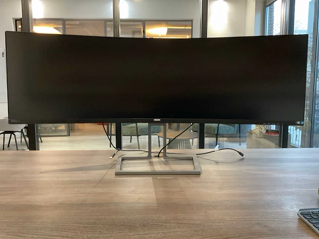 Philips brilliance 499p curved monitor - afbeelding 9 van  21