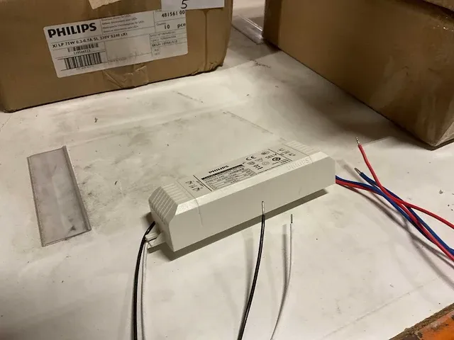 Philips certadrive 35w constant voltage 24vdc ip20 voor leds (200x) - afbeelding 2 van  4