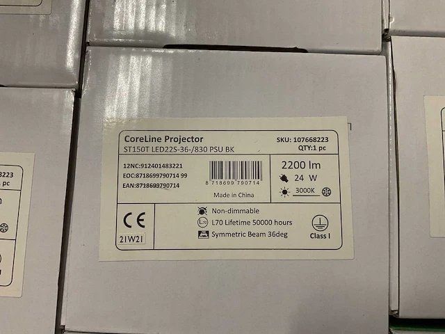 Philips coreline projector st150t led22s-36-/830 psu bk led spot (11x) - afbeelding 2 van  2