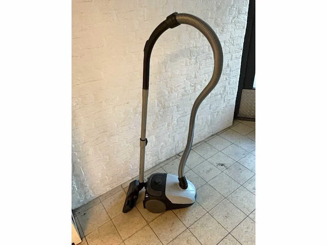 Philips fc8253 stofzuiger - afbeelding 2 van  4