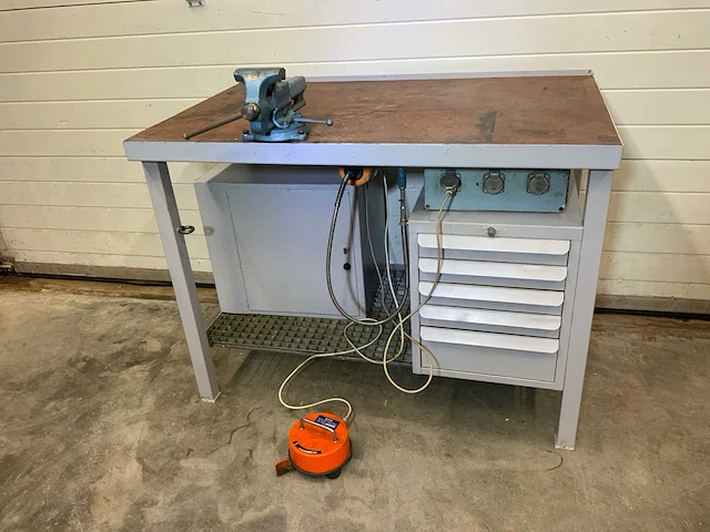 Philips gereedschapmaker werkbank - afbeelding 1 van  17