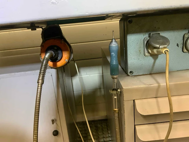 Philips gereedschapmaker werkbank - afbeelding 13 van  17