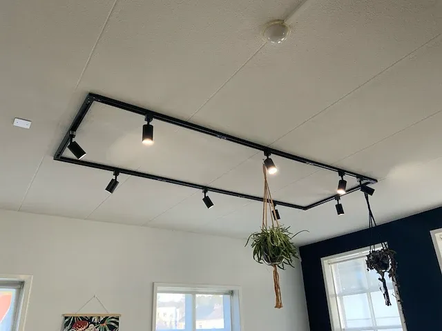 Philips hue railsysteem slimme verlichting - afbeelding 2 van  7