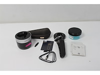 Philips i9000 x9000/30 wet & dry elektrisch scheerapparaat met skiniq - afbeelding 2 van  3