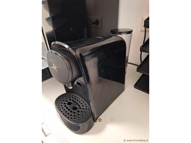 Philips lor barista nespresso koffiemachine - afbeelding 2 van  4