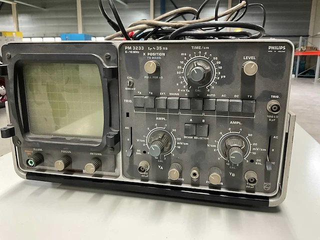 Philips pm 3233 oscilloscoop - afbeelding 2 van  4