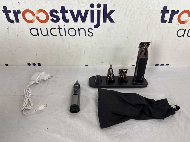 Philips series 3000 nt3650/16 trimmer + babyliss super-x metal 15-in-1 multigroom mt996e - tondeuse - afbeelding 2 van  3