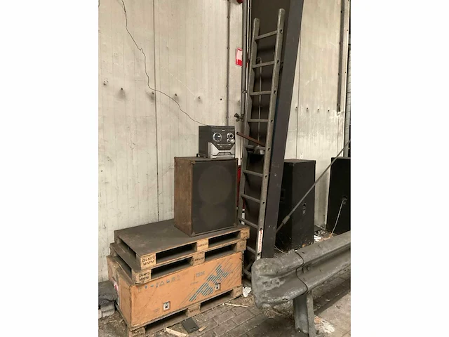 Philips stereo, speakers, vrieskist en divers - afbeelding 13 van  17