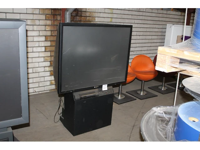 Philips supercreen 46, werking en compleet onbekend - afbeelding 1 van  2
