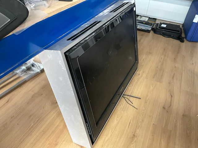 Philips televisie - afbeelding 2 van  4