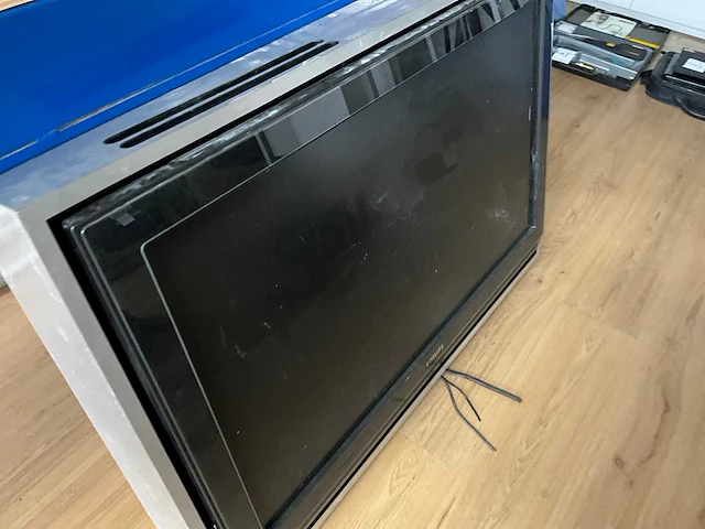 Philips televisie - afbeelding 3 van  4