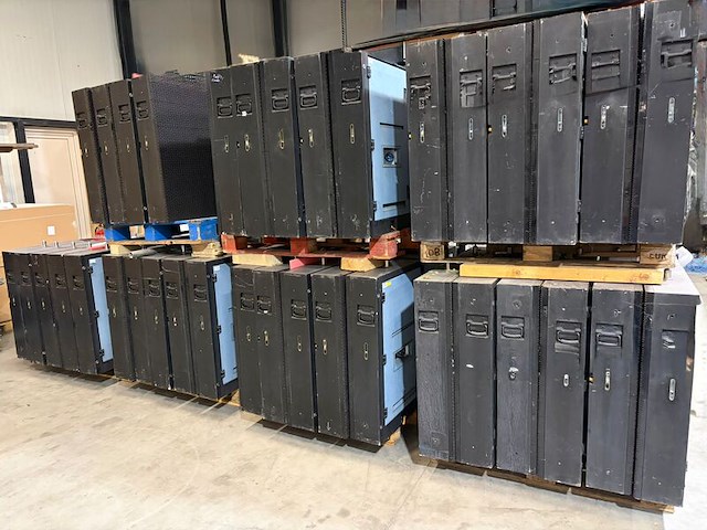 Philips vidiwall outdoor da 20-10000s (delta 20 5000s) – complete led videowall set - afbeelding 1 van  21