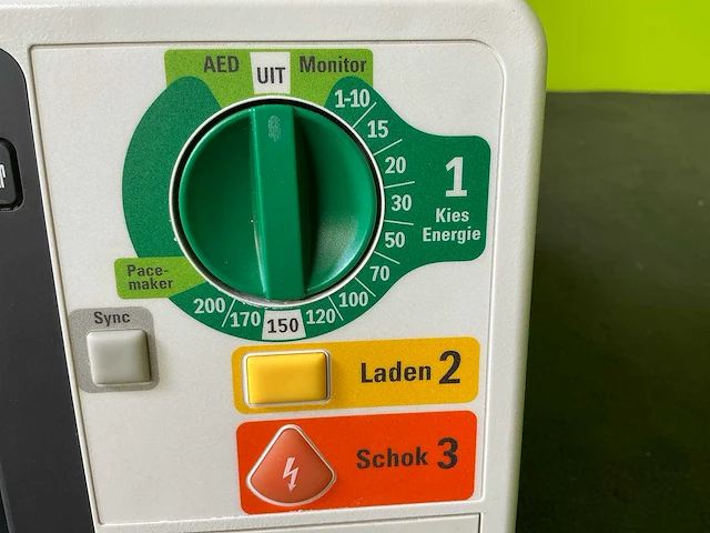 Philips xl 861290 defibrillator - afbeelding 6 van  12