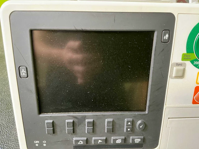 Philips xl 861290 defibrillator - afbeelding 8 van  12