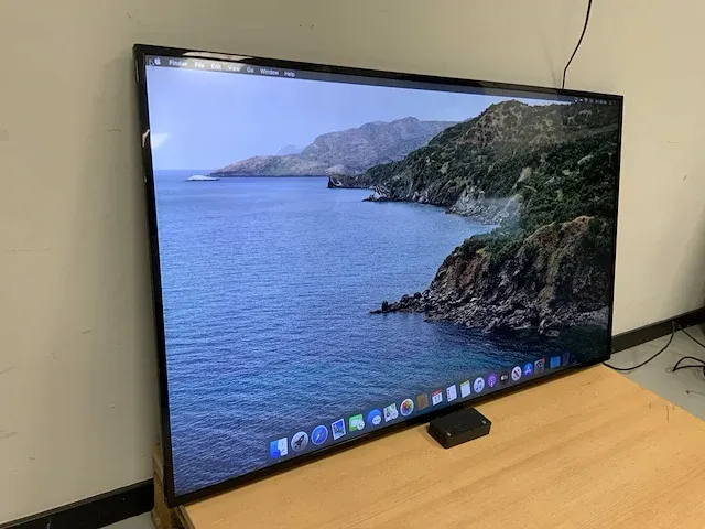Phillips (55pus6101) 55", 3840x2160 (4k) lcd monitor - afbeelding 2 van  7