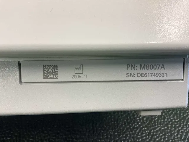 Phillips intellivue mp70 patiëntmonitor (4x) - afbeelding 2 van  11