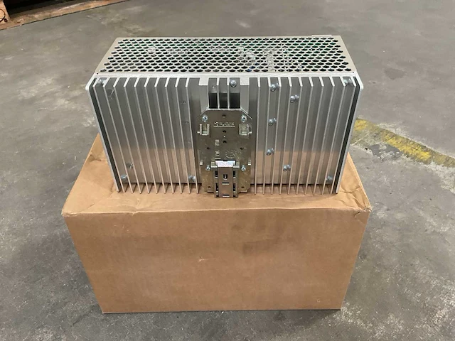 Phoenix contact quint-ps-3x400-500ac/24dc/40 din rail voeding (4x) - afbeelding 2 van  3