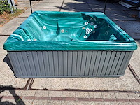 Phoenix spa 4 persoons amerikaans jacuzzi en buitenspa - afbeelding 15 van  24