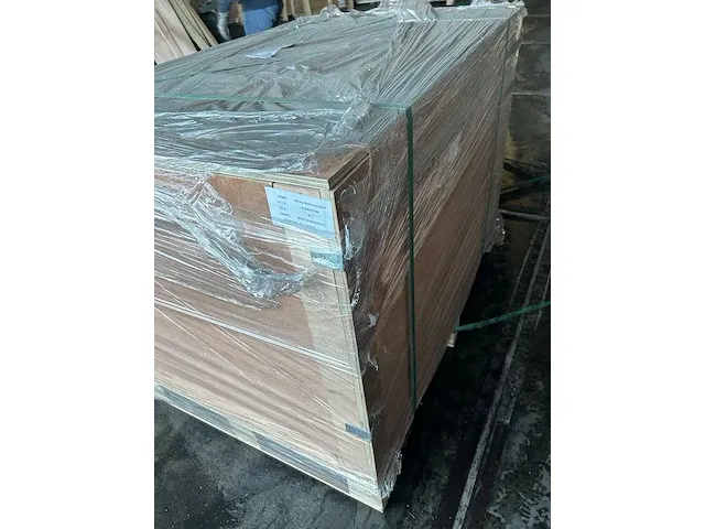 Phomi - floor / wall / facade tile deving mushroom stone - afbeelding 6 van  6