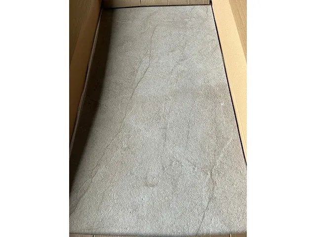 Phomi - floor / wall / facade tile marble castol white - afbeelding 1 van  5
