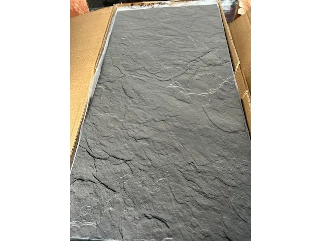 Phomi - floor / wall / facade tile slate - afbeelding 1 van  7