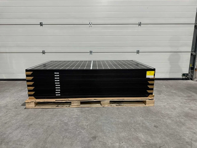 Phono solar - set van 12 zonnepanelen (380 wp) en 1 huawei 4.0k omvormer (3-fase) - afbeelding 2 van  8
