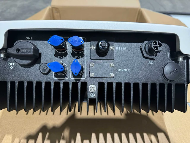 Phono solar - set van 12 zonnepanelen (380 wp) en 1 solax 4.2k omvormer - afbeelding 7 van  8