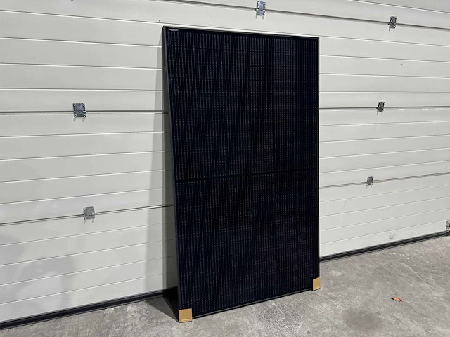 Phono solar - set van 20 zonnepanelen (370 wp) en 1 solax 8.0k omvormer (3-fase) - afbeelding 3 van  8