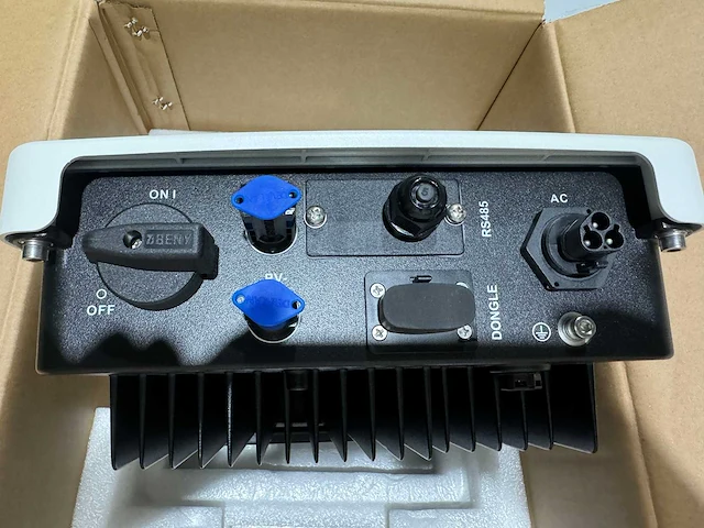 Phono solar - set van 3 zonnepanelen (375 wp) en 1 solax 1.1k omvormer - afbeelding 8 van  8