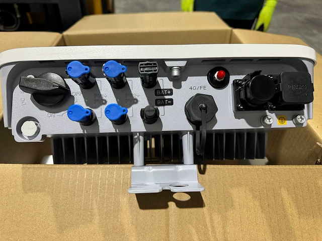 Phono solar - set van 6 zonnepanelen (380 wp) en 1 huawei 2.0k hybride omvormer (1-fase) - afbeelding 8 van  8