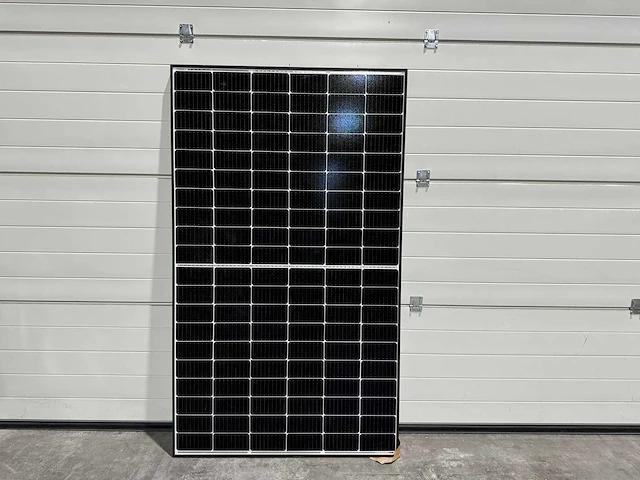 Phono solar - set van 8 zonnepanelen (380 wp) en 1 sma 3.0k omvormer (1-fase) - afbeelding 3 van  8