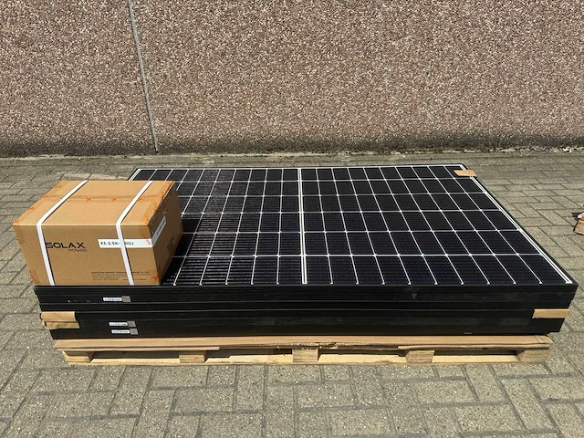Phonosolar - set van 7 zonnepanelen (380 wp) met solax 2.5 kw omvormer - afbeelding 1 van  5