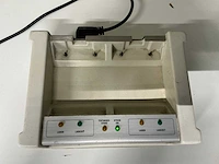 Physio-control lifepak5 batterij lader - afbeelding 2 van  4