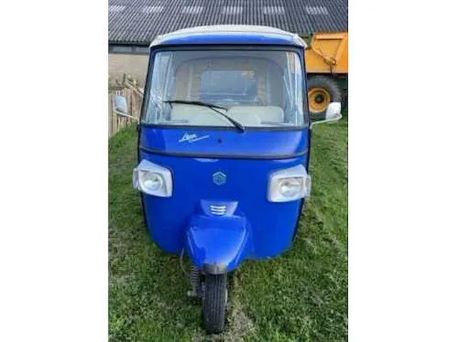 Piaggio - ape calessino 200 - triporteur - afbeelding 4 van  5