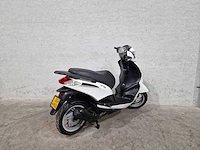 Piaggio - bromscooter - fly 4t - 45km uitvoering ddh90d - afbeelding 6 van  7