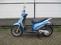 Piaggio - bromscooter - liberty 4 tempi - scooter