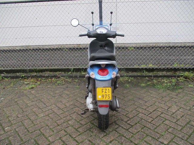 Piaggio - bromscooter - liberty 4 tempi - scooter - afbeelding 10 van  11