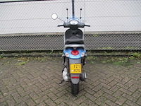 Piaggio - bromscooter - liberty 4 tempi - scooter - afbeelding 10 van  11