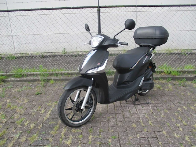 Piaggio - bromscooter - liberty s sport injectie - scooter - afbeelding 4 van  11