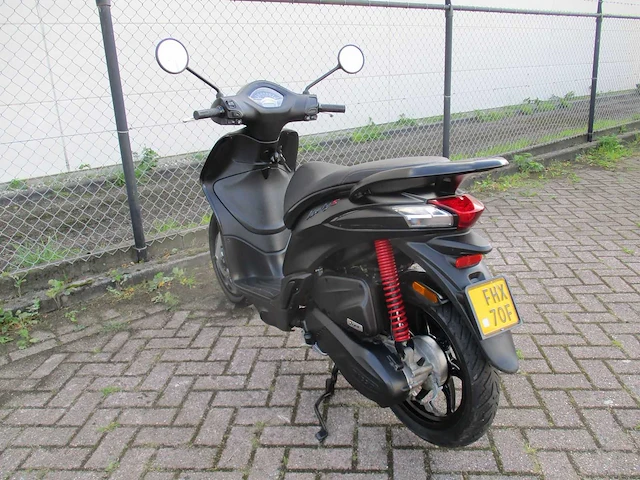 Piaggio - bromscooter - liberty sport s injectie - scooter - afbeelding 4 van  15