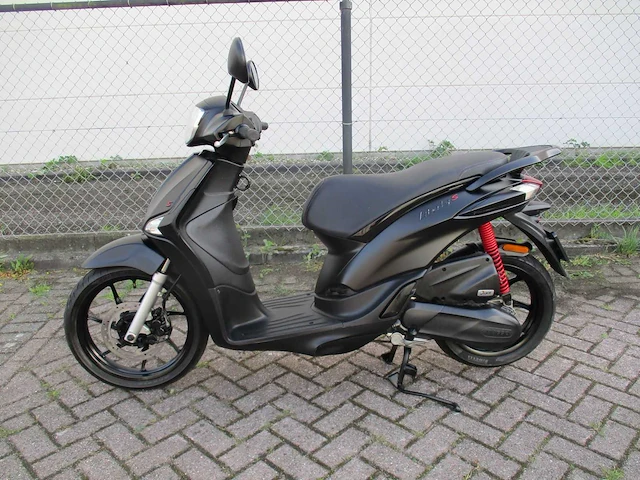 Piaggio - bromscooter - liberty sport s injectie - scooter - afbeelding 1 van  15